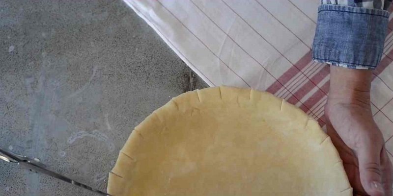 как украсить пирог косичкой