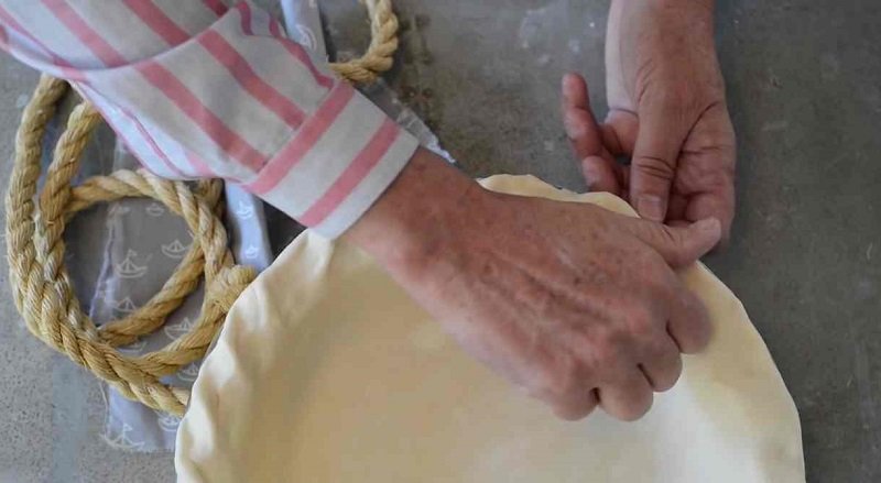 как украсить пирог красиво