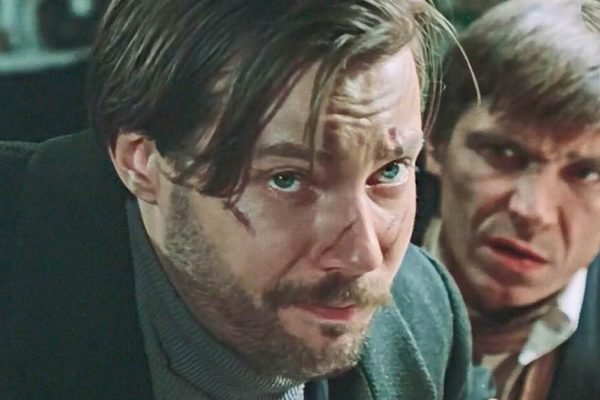 Мама из года в год пересматривает «Место встречи изменить нельзя», и ее совсем не смущает слабое место в легенде Володи Шарапова