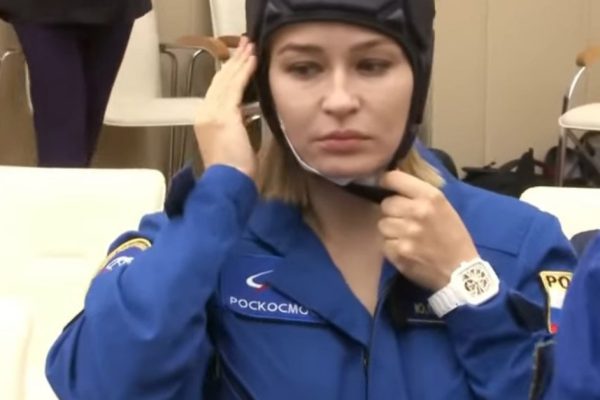 Пересильд и Шипенко обошли американских коллег, отправившись в космос раньше Тома Круза