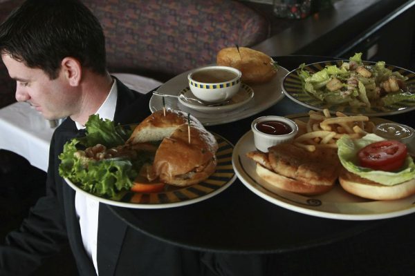 Посетила американский ресторан и поняла, что наши заведения выглядят шалманами на фоне