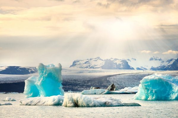 Эксперты предупредили о катастрофических последствиях таяния «Ледника судного дня»