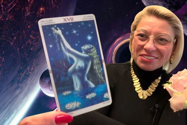 Лучезарная Анжела Перл поделилась прогнозом для всех знаков зодиака на октябрь, середина осени грядет