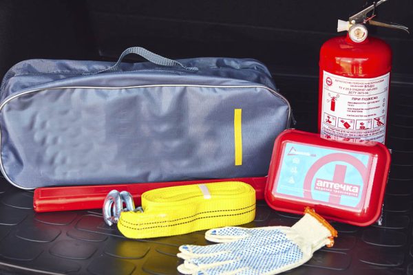 Что всегда должно быть в машине на случай чрезвычайной ситуации