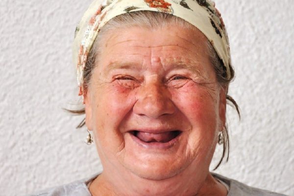 Дети увезли любимую внучку с криками, что я ее закармливаю