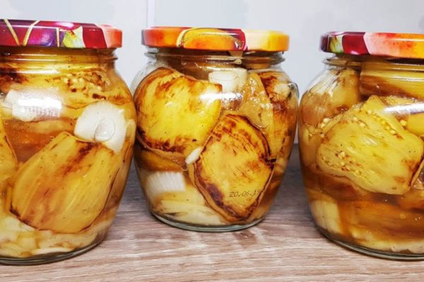 Как законсервировать баклажаны, чтобы они по вкусу напоминали шашлык