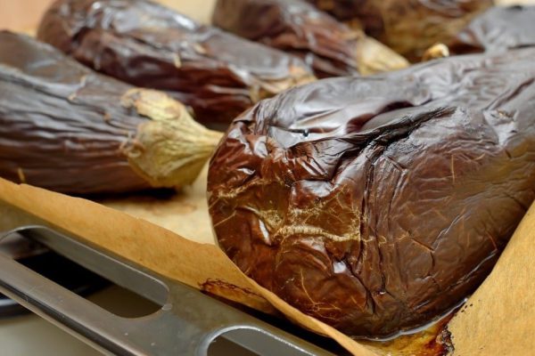 Рецепт баклажанной икры с луком