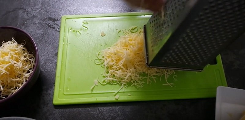 баклажаны с помидорами и сыром