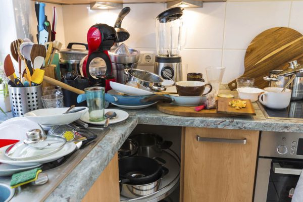 Что предпринять дочери, если мать не любит убирать и страдает накопительством