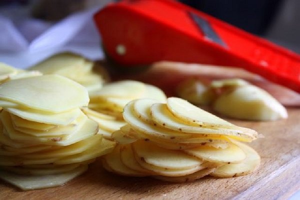 картофельные слайсы