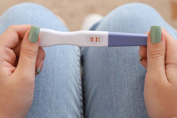 Когда я решила сказать мужу о беременности, он был в шоке, дома нас ждал долгий и неприятный разговор