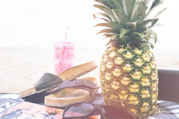 Модные нынче биркенштоки нужно носить правильно, есть риск испортить образ