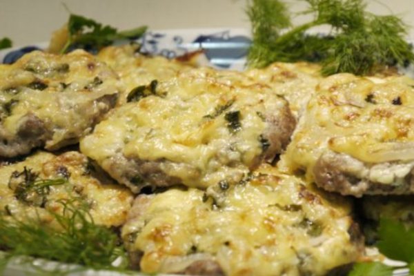 Биточки из фарша по-министерски: гораздо интереснее обычных котлет!