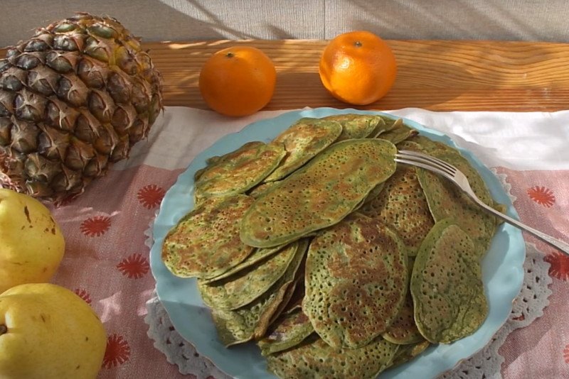 блины с зеленью на молоке