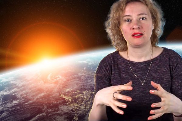 Астролог Полина Павлова изложила прогноз о ближайшем будущем Украины