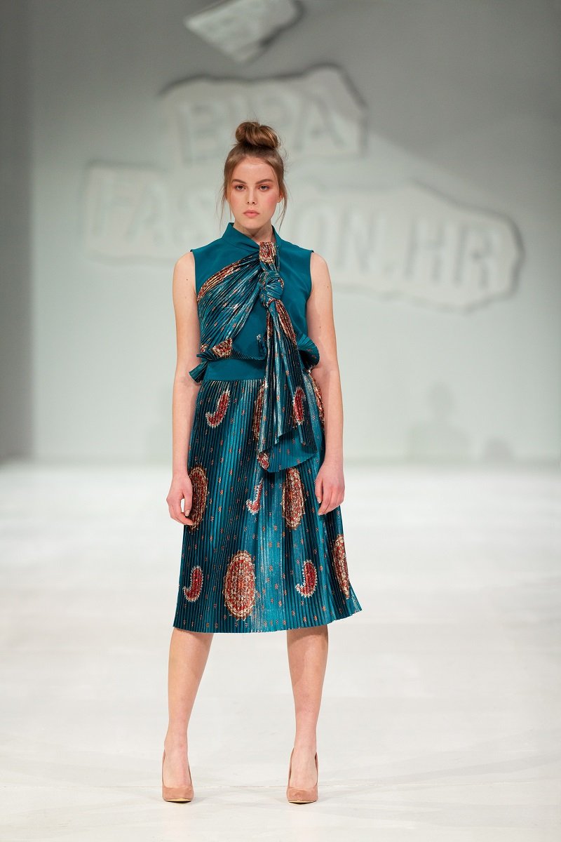 мода на жабо