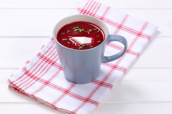 Рецепт польского борща и зачем его подавать в кружке