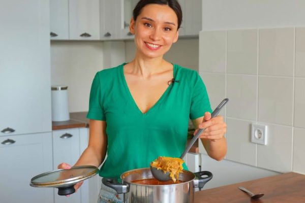 Все традиции варки настоящего украинского борща