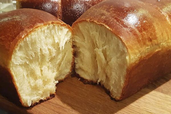 Пышная и воздушная бриошь, которая получится даже у неопытной хозяйки, но нужно учесть нюансы