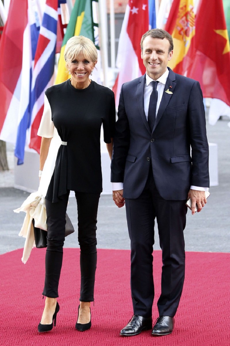 какие в моде брюки женские