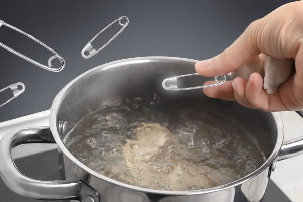 Черная злоба вернется врагу, просто брось булавку в кипяток и наблюдай