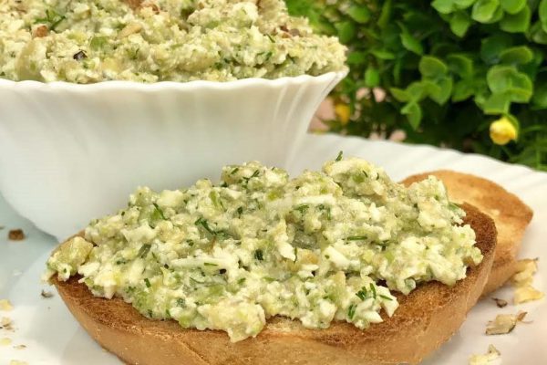 При виде какой закуски гости облизываются как кошки