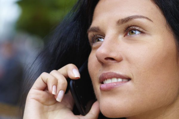 Муж не положил вовремя трубку и услышал, что промолвила жена после беседы с ним