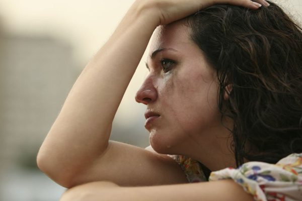 Что говорит о человеке привычка плакать по любому поводу