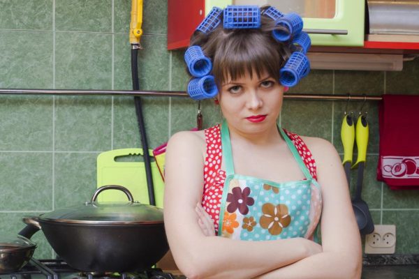 Что происходит с семьей, если женщина убирает чаще одного раза в неделю