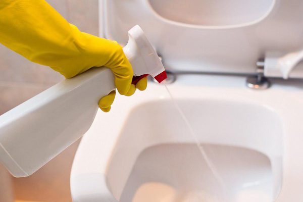 Как навести чистоту в ванной комнате с помощью домашних средств