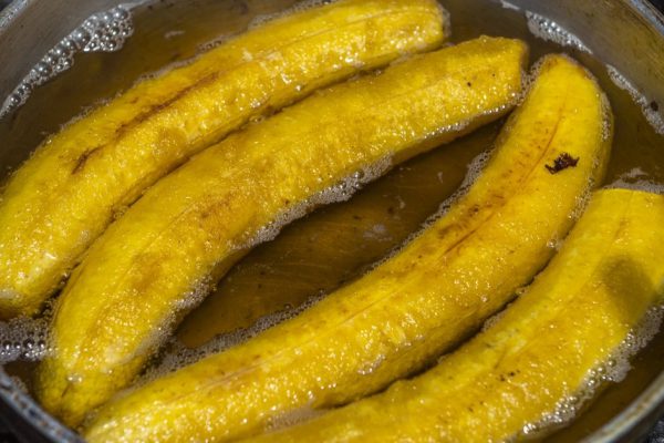 Чем полезен отвар из банана и корицы