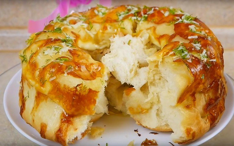 чесночный хлеб с сыром