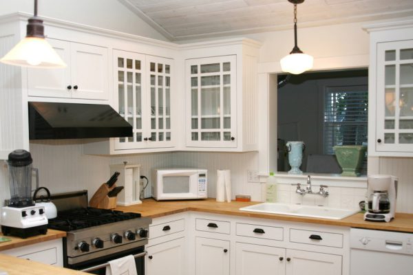 White Country Kitchen