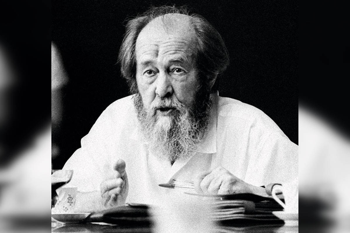 читаем Солженицына
