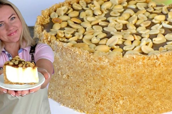 Работала официанткой в дорогой кондитерской, научилась готовить фирменный чизкейк без выпечки