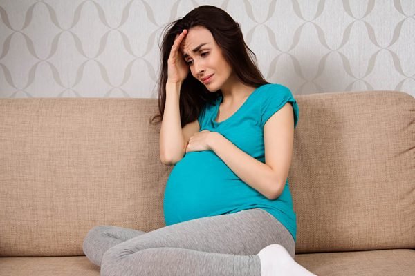 Когда я забеременела, то поняла, что родители мужа не те люди, какими я их считала, тогда и побежала к маме за помощью