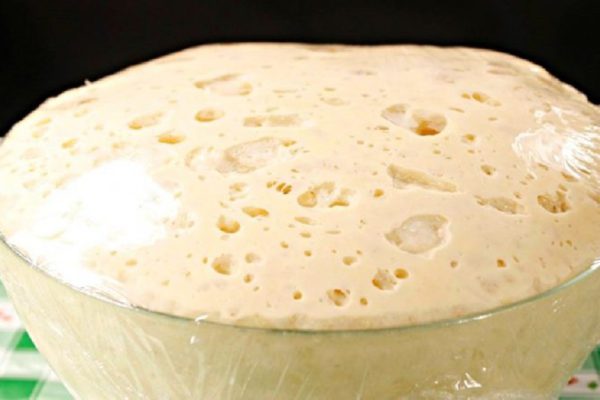 Пекарь просветил: какой ингредиент следует добавлять, чтобы тесто раздулось и стало суперпышным!