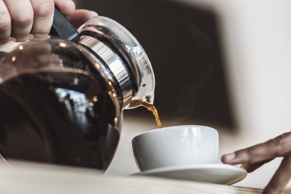 Что можно добавить в кофе, чтобы придать ему более насыщенный вкус