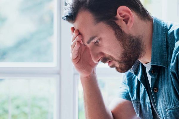 Почему мужчины остаются в отношениях с женщинами, которых перестали любить