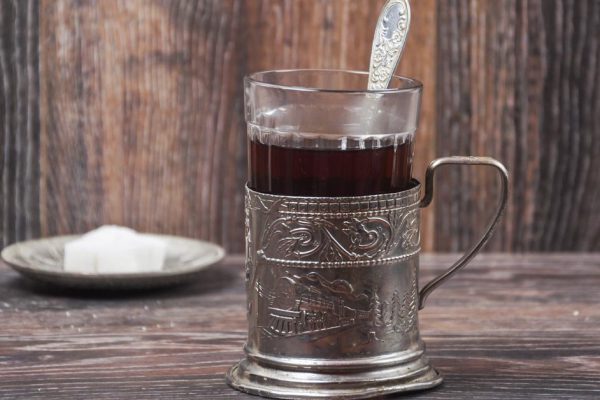 Уже 30 лет в Оксфорд высылаю черный хлеб и селедку, англичанам страшно полюбились наши гостинцы