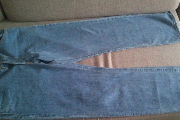 Зачем искать старые джинсы-варенки весной