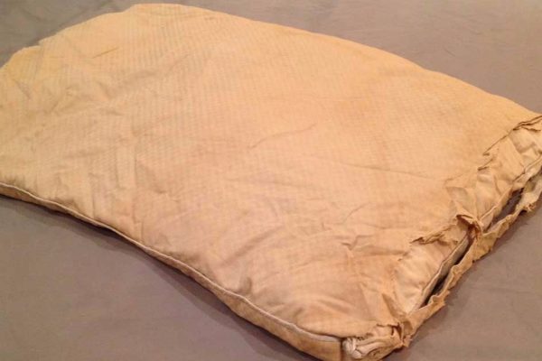 Куда приспособить старые наволочки