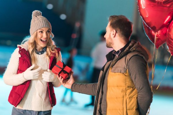 Зачем быть настойчивым ухажером