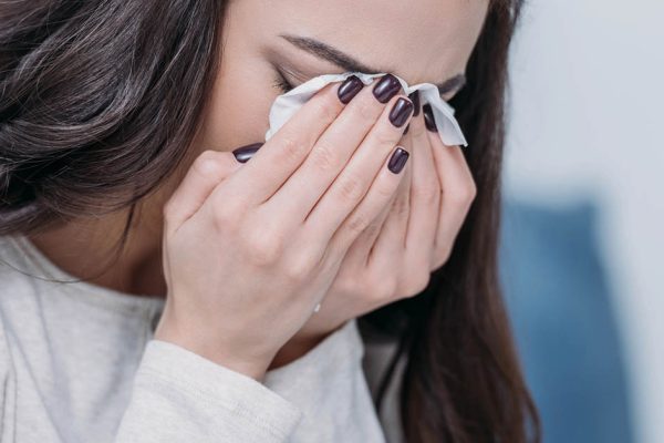 Родители радовались свадьбе сестры, но через два года она вернулась к ним вся в слезах