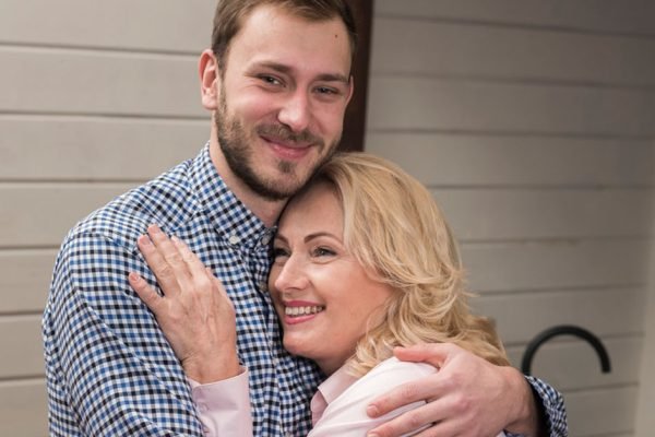 Вот что случается с человеком, когда он оскорбляет маму или обижается на нее