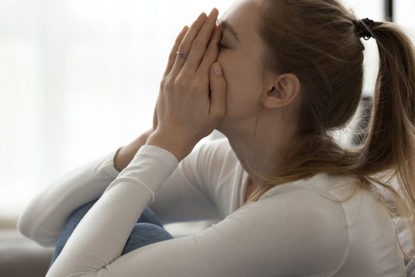 Не хочу, чтобы родственница мужа 5 лет жила с нами, пока учится в университете