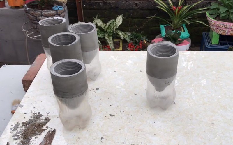 горшок для цветов пластиковый