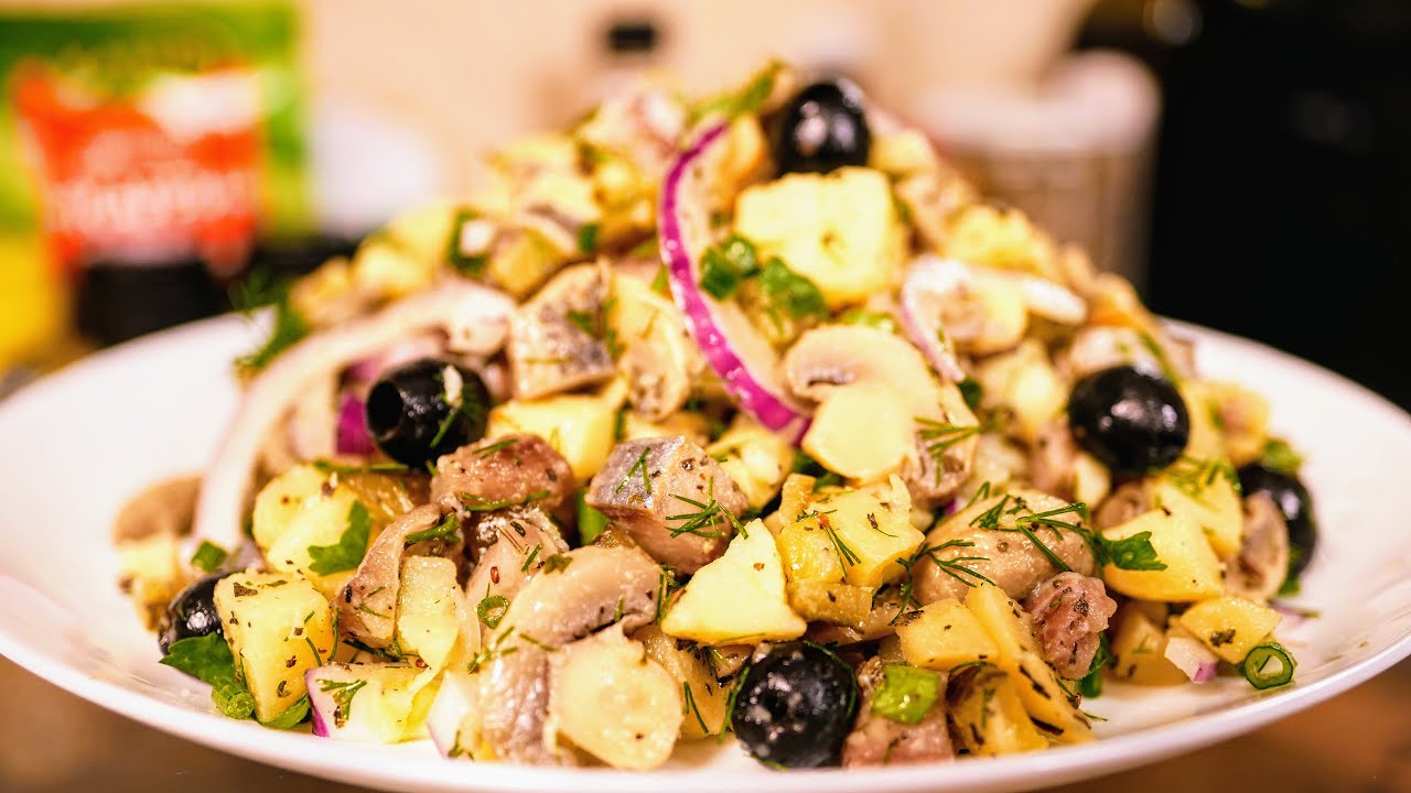 Салат с грибами и солеными огурцами идеальная закуска