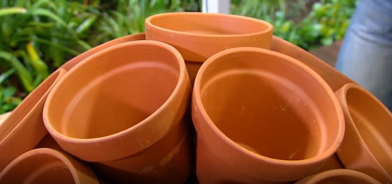 многоуровневая цветочная клумба