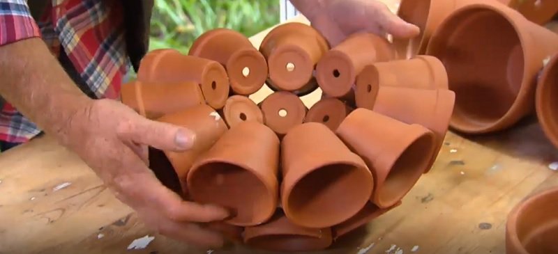 многоуровневая цветочная клумба